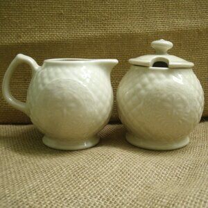 Longaberger Creamer & Sugar 2004 Collectors Club Edition NIB